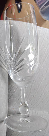 553-3 Fluted Champagne