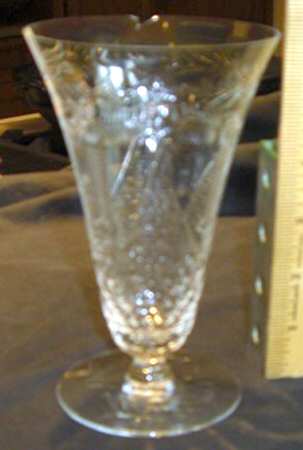 190-18 10 Oz Footed Tumbler