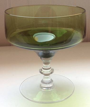 SAS17 Green Champagne/Tall Sherbet