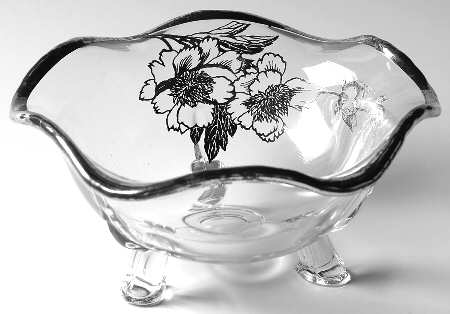 Peony 6" 3-Toed Footed Bowl