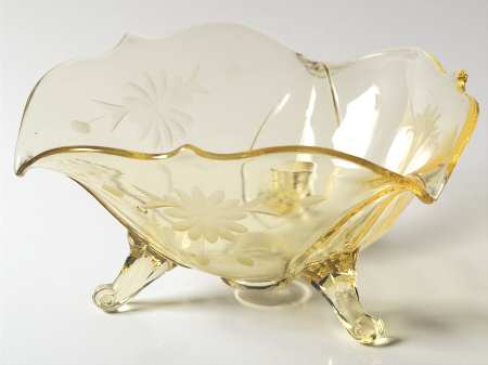 Pauline Topaz 6" 3-Toed Footed Bowl