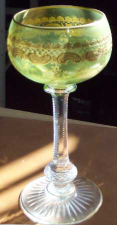 STL22 Green Hock Wine