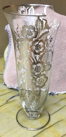 Blossom Time 9" Flower Vase
