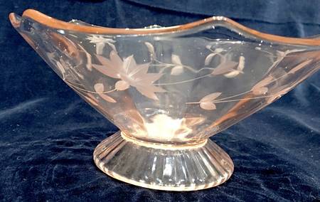 Beadles Pink 7" Footed Bowl