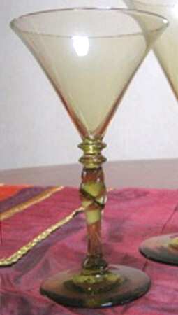 5154 Amber Wine Glass