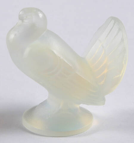 Animals & Figurines #A63 Small Head Up Dove