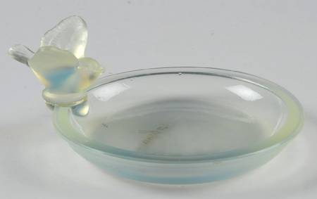Animals & Figurines #86 Round Tray with #49 Wings Up Mini Bird