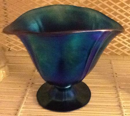 Blue Aurene 6" Flower Vase