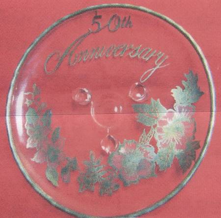 Anniversary 7" 3-Footed Bon Bon