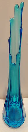 Dominion Blue 12"-15" Medium Swung Vase