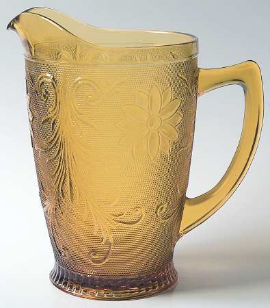 Sandwich Amber (Collection) 64 Oz Pitcher
