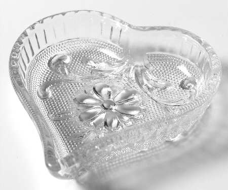 Sandwich Clear Heart Ashtray