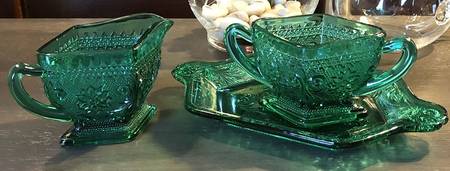 Sandwich Spruce Green(Collection) Individual Creamer, Sugar and Tray Set