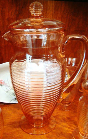 15017 Pink Pitcher & Lid