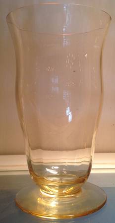 15042 Yellow (Mandarin) Footed Tumbler