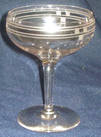 876 (Stem #14153, Etch #876) Champagne/Tall Sherbet