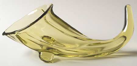 Canterbury Citron Cornucopia Vase