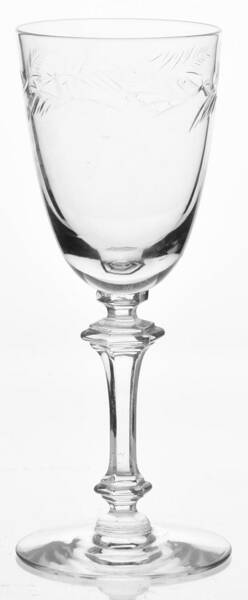 Chantilly Wine Glass