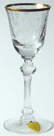 Cherry Laurel Wine Glass