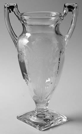 Coronet (Stem 2822) 11" Flower Vase