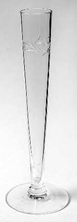 Dolores 8" Bud Vase