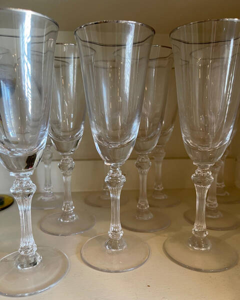 Encanto Plat Fluted Champagne