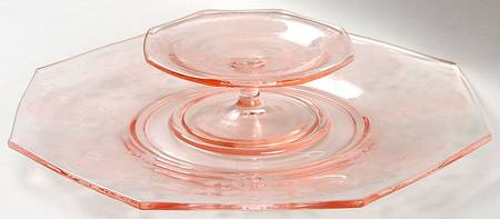 Flanders Pink (Stem 024-15024) Cheese & Cracker Set