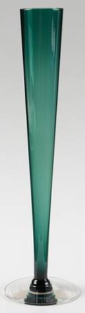 Killarney (Stem 17394) 10" Bud Vase