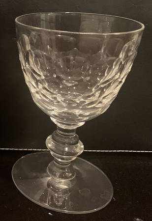 Queen Ann (Stem #17394) Claret Wine