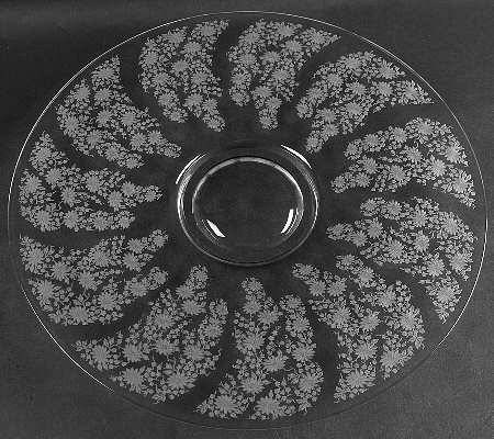Queen Astrid (Stem #17351) Medium Torte Plate