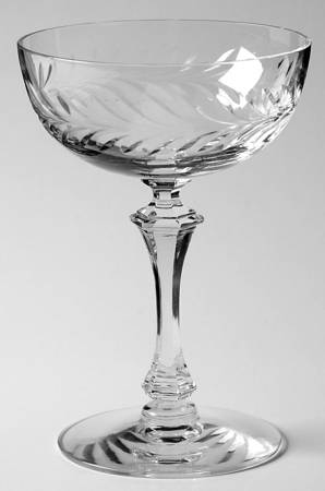 Royal Wreath Champagne/Tall Sherbet