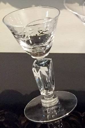 Windswept Cordial Glass