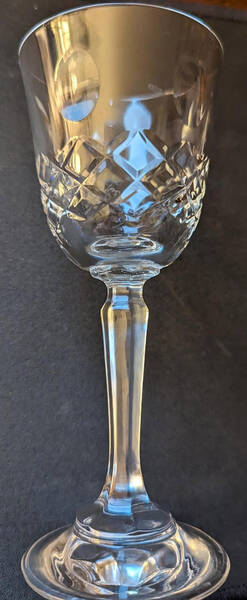 Yale Cordial Glass