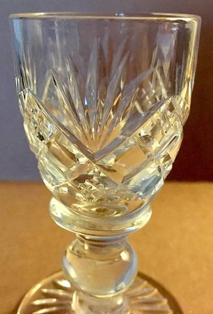 Knyghton Cordial Glass