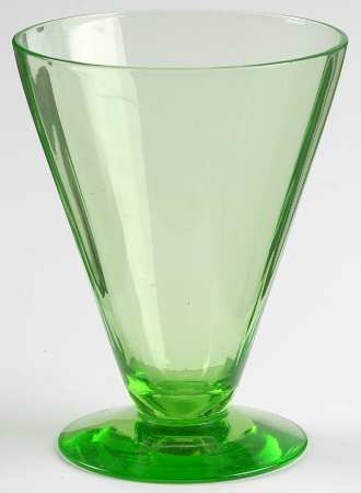 14196 Green 10 Oz Footed Tumbler