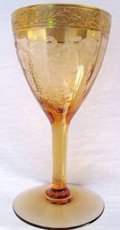 Melrose Amber (Stem 13633, Gold Encrusted) Wine Glass