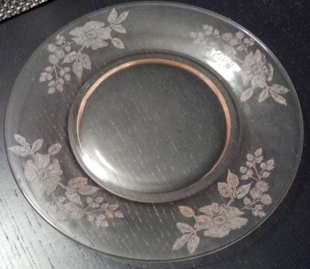 15032-1p Luncheon Plate