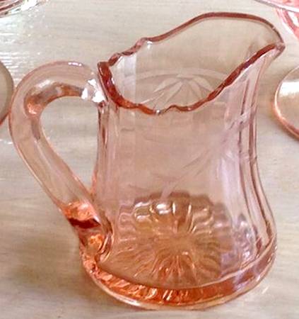 14188-2 Pink Creamer