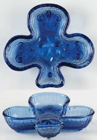 Sandwich Colonial Blue (Bi-Centennial Blue) Club Ashtray