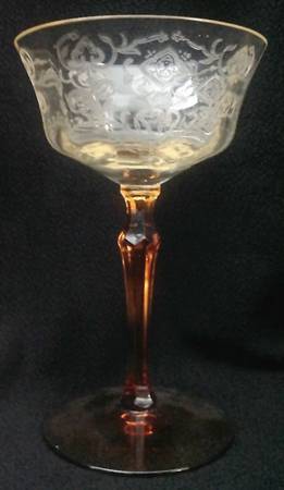 200 Amber and Yellow Champagne/Tall Sherbet