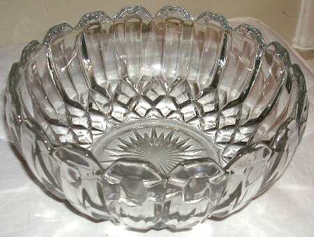 Betsy Ross Clear 9" Round Bowl