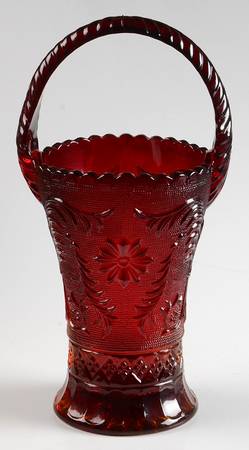 Sandwich Ruby 9" Handled Basket