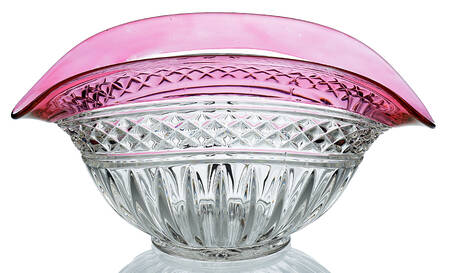 Baronial Ruby Flash 9" Oval Bowl
