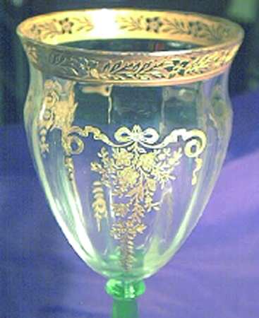 Melrose Green (Stem 15018, Gold Encrusted) by Tiffin-Franciscan