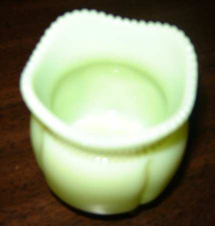 Georgia Gem Custard (No Trim) by Tarentum
