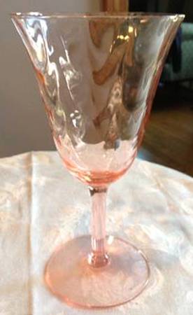 14196-Festoon-Pink Wine Glass