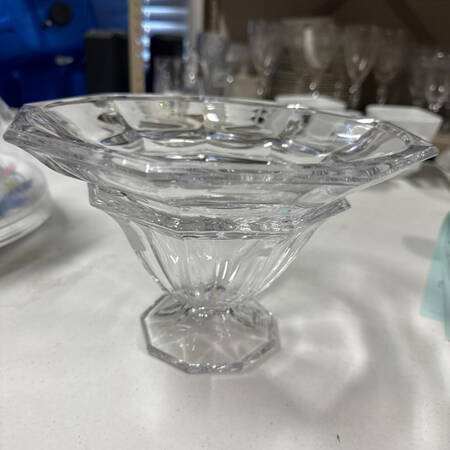 Classic (Giftware) 9" Footed Bowl