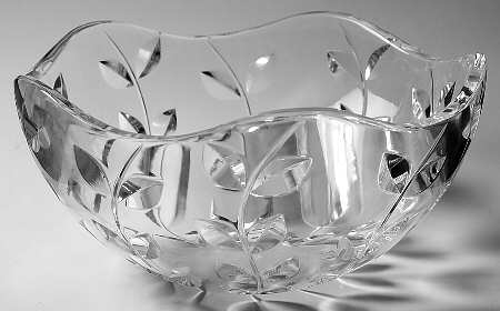 Floral Vine 9" Round Bowl