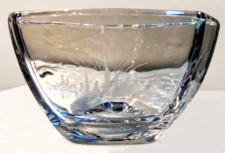 New York City Skyline 6'' Triangular Bowl