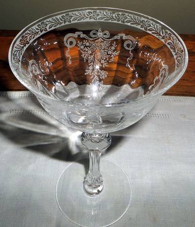 Melrose Clear (Stem 17392, No Trim) by Tiffin-Franciscan